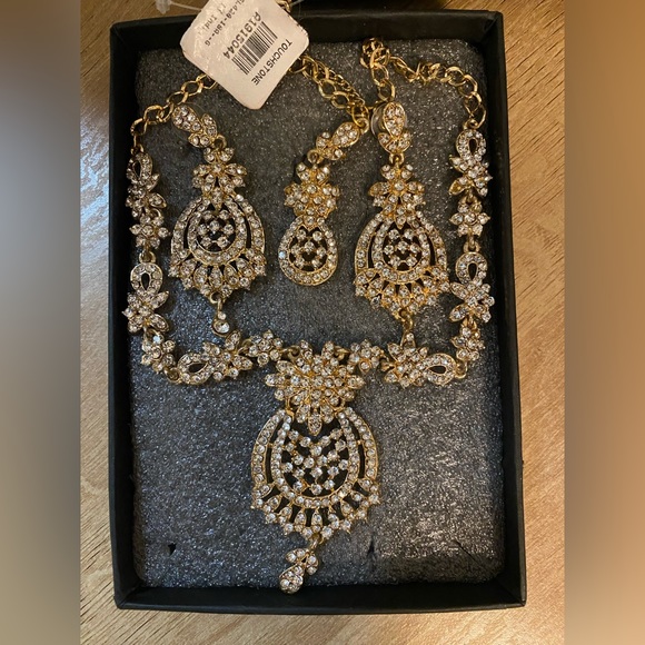 NIB Touchstone Indian Bollywood Filigree Floral Pattern Jewelry Set - Picture 3 of 7